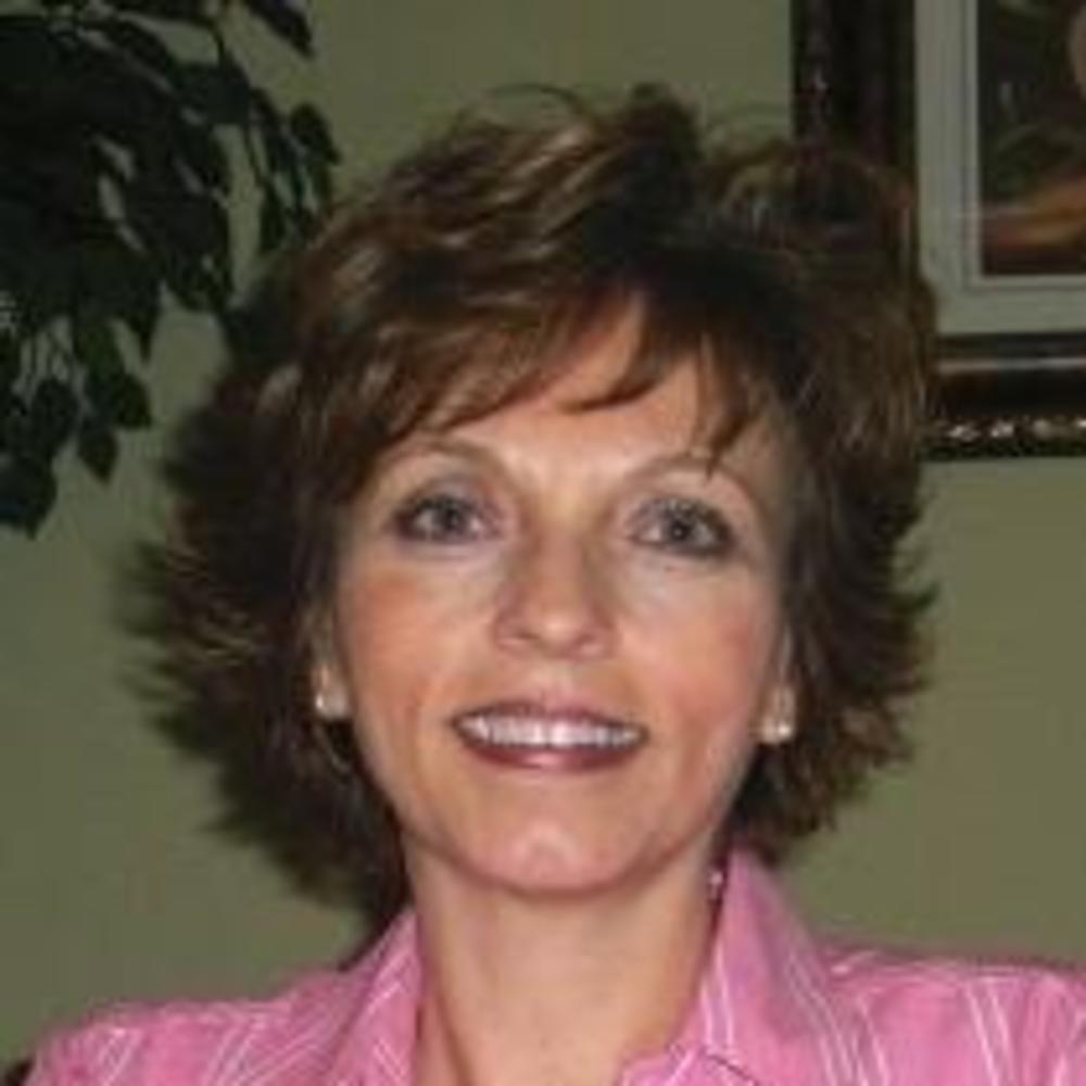 Meet your Posher, Debbie